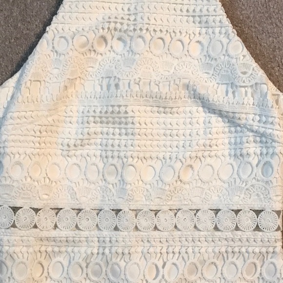 Beautiful white halter embroidered dress - Picture 3 of 6